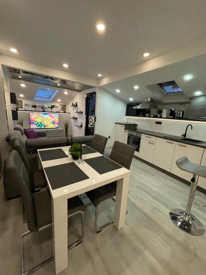 Star Apartment Piran Luaran gambar